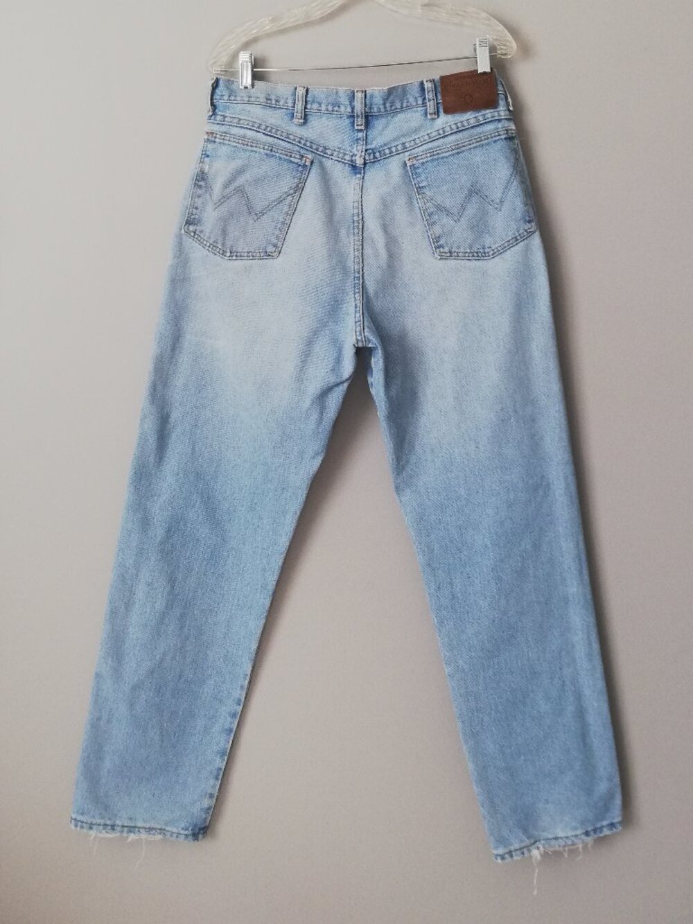 Vintage Men's Wrangler Rugged Wear Jeans 34x31
